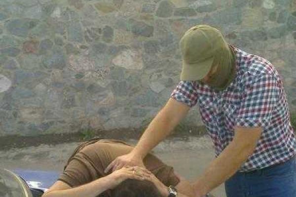 На Кировоградщине СБУ разоблачила полицейских, которые шантажировали фотографа На Кировоградщине СБУ разоблачила полицейских, которые шантажировали фотографа