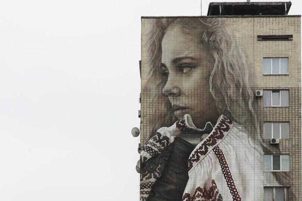 Стець анонсировал появление в зоне АТО тематических муралов