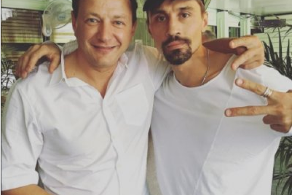 Похудевший и поседевший Дима Билан напугал фанатов своим видом Похудевший и поседевший Дима Билан напугал фанатов своим видом