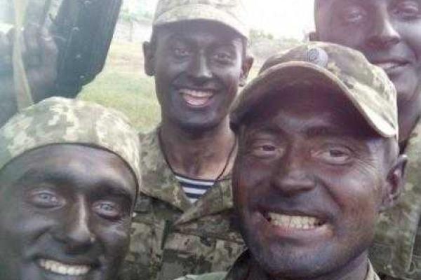 Украинские бойцы потроллили оккупантов, вызвав бурный ажиотаж в Сети