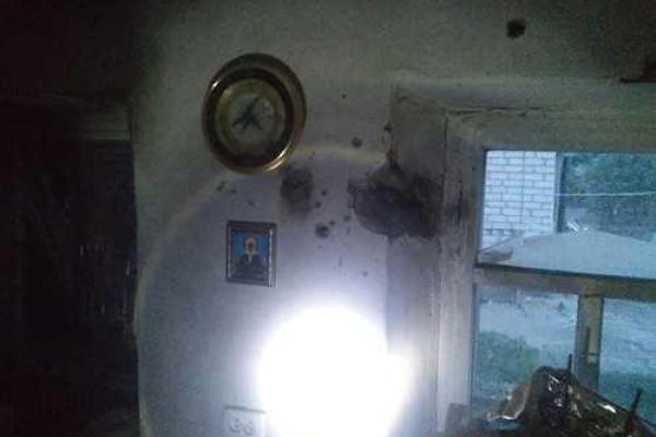 Боевики серьезно ранили детей во время обстрела Марьинки