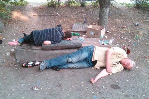 Жительница Симферополя опубликовала шокирующие кадры прихода "русского мира" Жительница Симферополя опубликовала шокирующие кадры прихода "русского мира"