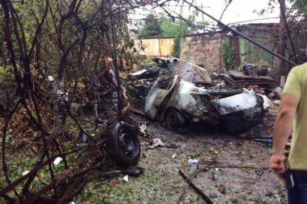 В Горловке обстрелом повреждены 9 частных домов и школа: обнародованы адреса попаданий