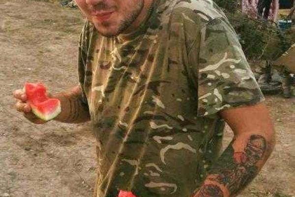 Порошенко просят наградить посмертно 22-летнего Влада Казарина, погибшего на Светлодарской дуге 