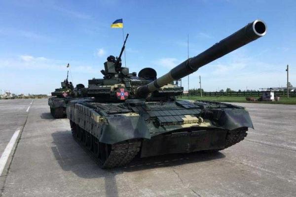 Бирюков: В Чугуеве, Киеве и на фронте много нового смертоносного железа. Не стоило нас задирать Бирюков: В Чугуеве, Киеве и на фронте много нового смертоносного железа. Не стоило нас задирать