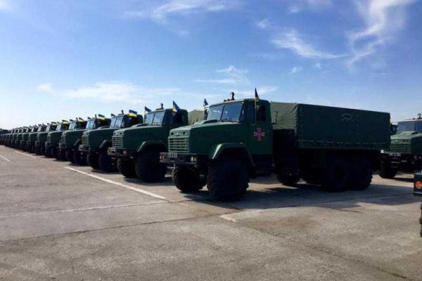 Бирюков: В Чугуеве, Киеве и на фронте много нового смертоносного железа. Не стоило нас задирать Бирюков: В Чугуеве, Киеве и на фронте много нового смертоносного железа. Не стоило нас задирать