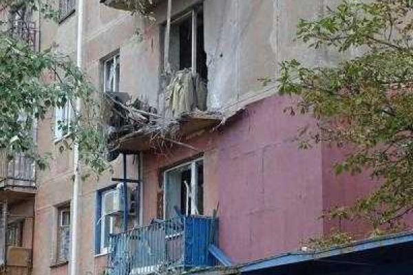 Появились фото последствий ночного обстрела Счастья