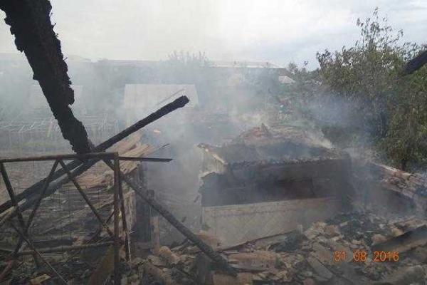 Появились фото последствий ночного обстрела Счастья