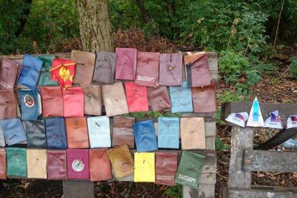 Надежда и Вера Савченко показали пример лютой декоммунизации на территории Донбасса