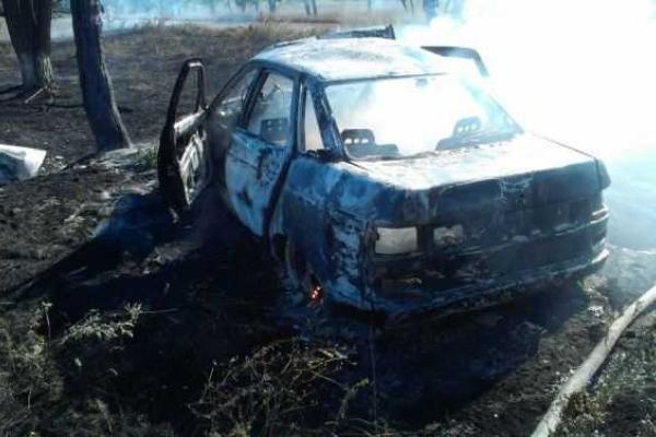 Смертельное ДТП в "ЛНР": водитель, вылетевший из горящей машины вместе с лобовым стеклом, даже не вспомнил, с кем ехал Смертельное ДТП в "ЛНР": водитель, вылетевший из горящей машины вместе с лобовым стеклом, даже не вспомнил, с кем ехал