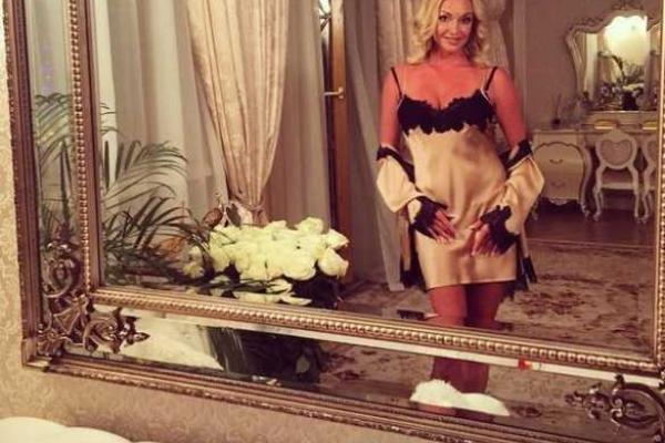 Анастасия Волочкова порадовала поклонников снимками без шпагатов Анастасия Волочкова порадовала поклонников снимками без шпагатов