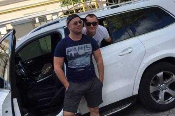 Стало известно имя мажора из Николаева, который избивал людей перед полицией