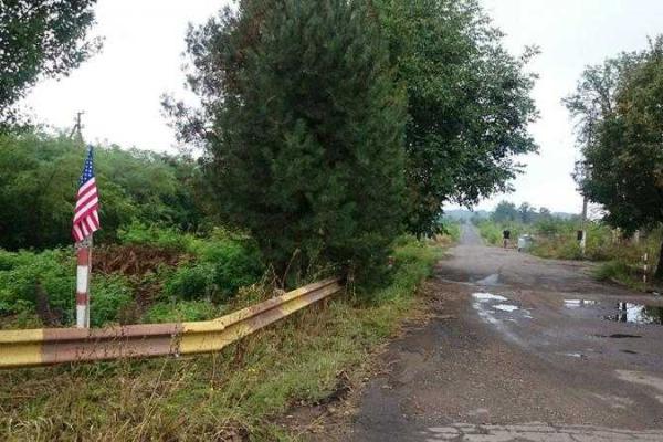 Надежда и Вера Савченко показали пример лютой декоммунизации на территории Донбасса