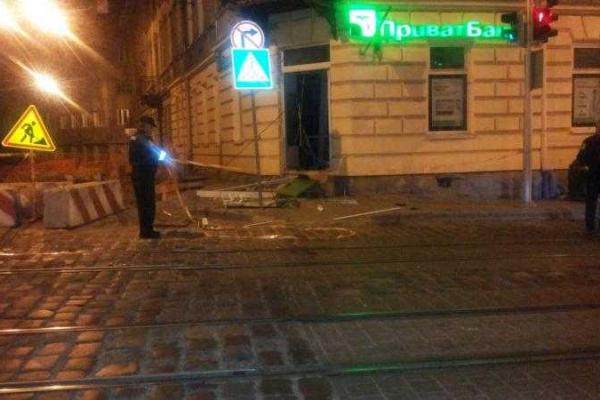 Во Львове ночью прогремел взрыв - соцсети Во Львове ночью прогремел взрыв - соцсети