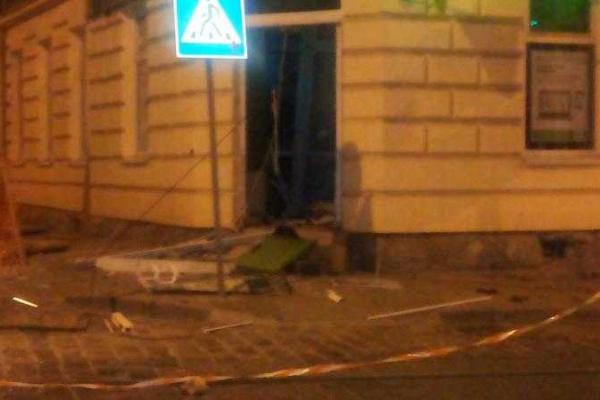 Во Львове ночью прогремел взрыв - соцсети Во Львове ночью прогремел взрыв - соцсети