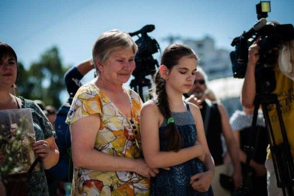 В центре Киева почтили память погибших под Иловайском