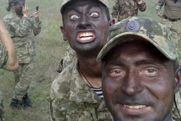 Украинские бойцы потроллили оккупантов, вызвав бурный ажиотаж в Сети