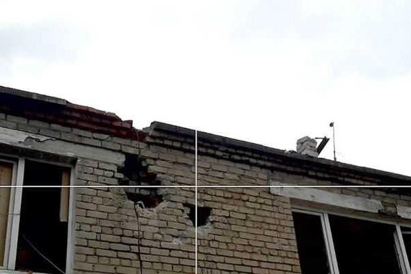 В Сети опубликованы новые снимки последствий недавнего обстрела Марьинки