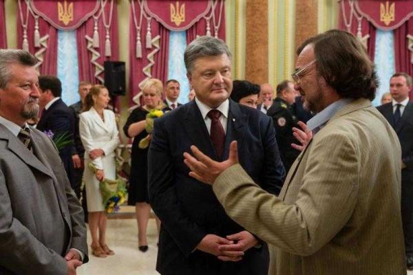 Порошенко вручил государственные награды в честь 25-й годовщины Независимости Украины