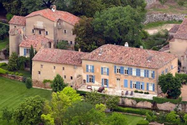 Развод Джоли и Питта: появились снимки совместной недвижимости звездной пары