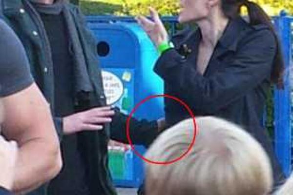 В СМИ появилась информация, что Брэд Питт бил своих детей В СМИ появилась информация, что Брэд Питт бил своих детей