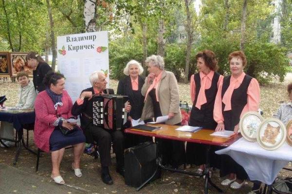 В Рубежном на Луганщине в 36-й раз отпраздновали День семьи В Рубежном на Луганщине в 36-й раз отпраздновали День семьи