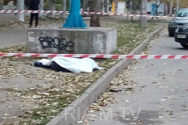 В Мелитополе произошла перестрелка: есть погибшие и раненые В Мелитополе произошла перестрелка: есть погибшие и раненые