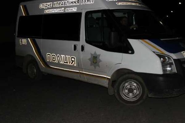 В Закарпатье произошло страшное ДТП: пьяный священник на Audi влетел в группу людей, никто не выжил В Закарпатье произошло страшное ДТП: пьяный священник на Audi влетел в группу людей, никто не выжил