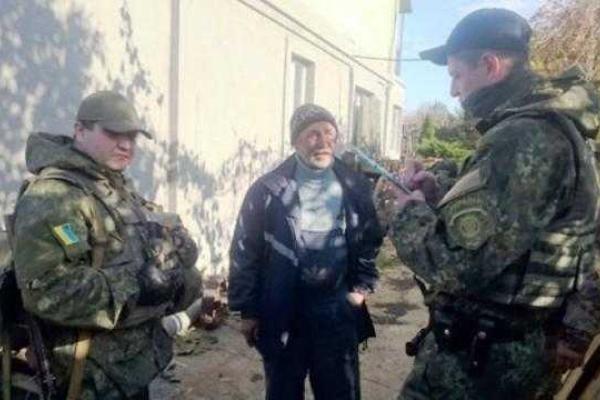 Правоохранители показали, как выживают люди в прифронтовом поселке Пески