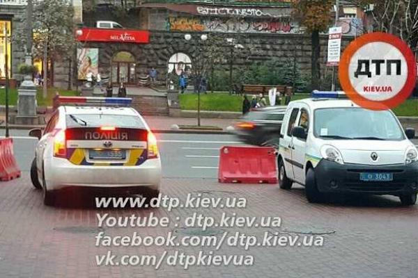 В Киеве произошла жуткая трагедия: рабочий упал с 70-метровой высоты В Киеве произошла жуткая трагедия: рабочий упал с 70-метровой высоты