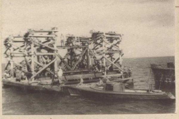 Россия рассекретила фотографии строительства немцами моста в Крым Россия рассекретила фотографии строительства немцами моста в Крым