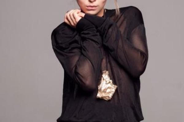 В Сети бурно обсуждают фотосессию новой помощницы Авакова