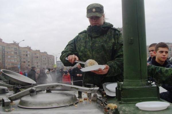 На «дне воинской славы» в Горловке отравились более 20 детей - соцсети На «дне воинской славы» в Горловке отравились более 20 детей - соцсети