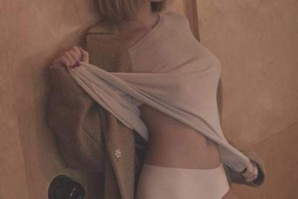 Певица Глюкоза шокировала поклонников снимком в нижнем белье