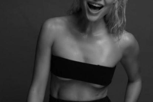 Актриса Наталья Рудова поразила соблазнительным снимком в неожиданном образе