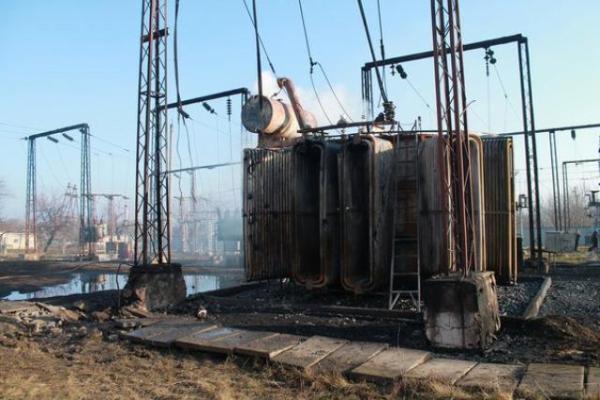 Бои в Брянке: появились фото повреждений Бои в Брянке: появились фото повреждений