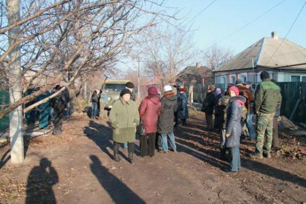 Бои в Брянке: появились фото повреждений Бои в Брянке: появились фото повреждений