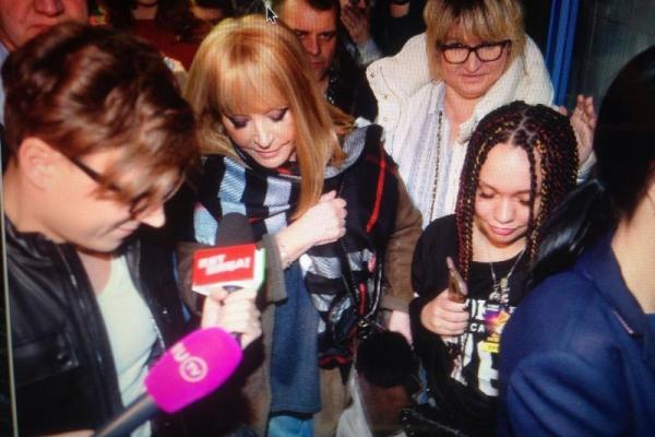 Певица Алла Пугачева поразила публику внешним видом