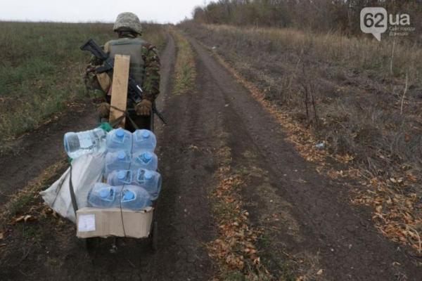 Украинские журналисты попали под обстрел в зоне АТО
