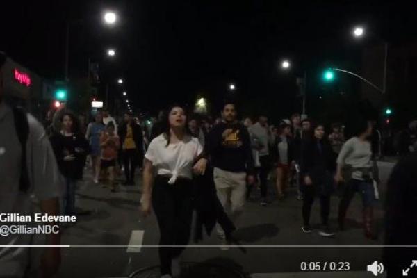 В США после победы Трампа начались массовые протесты В США после победы Трампа начались массовые протесты