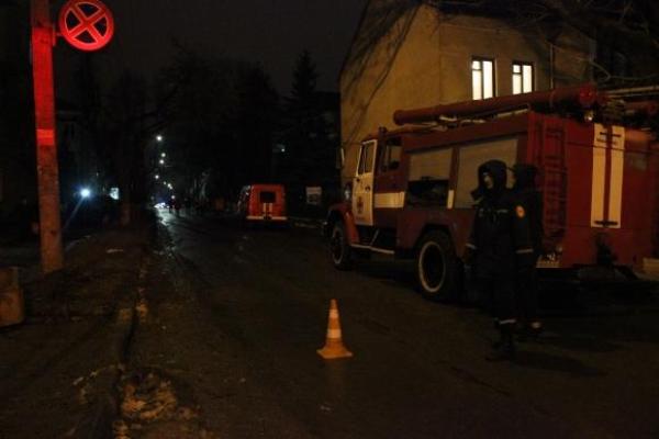 У Тернополі стався шокуючий інцидент: вибухнув газ, є постраждалі У Тернополі стався шокуючий інцидент: вибухнув газ, є постраждалі