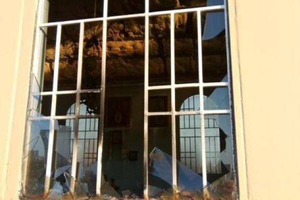 В Мариуполе произошел страшный пожар: горела церковь Киевского патриархата В Мариуполе произошел страшный пожар: горела церковь Киевского патриархата