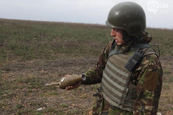 Украинские журналисты попали под обстрел в зоне АТО