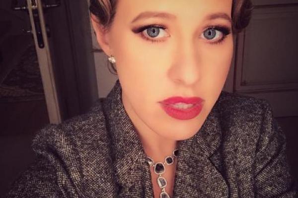 Телеведущая Ксения Собчак произвела фурор своим нарядом