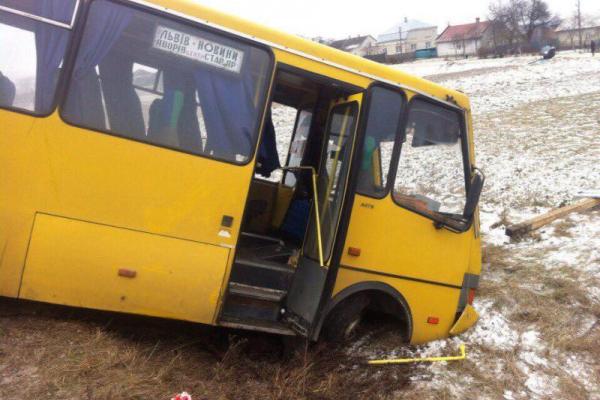 Страшное ДТП на Львовщине: есть жертвы Страшное ДТП на Львовщине: есть жертвы