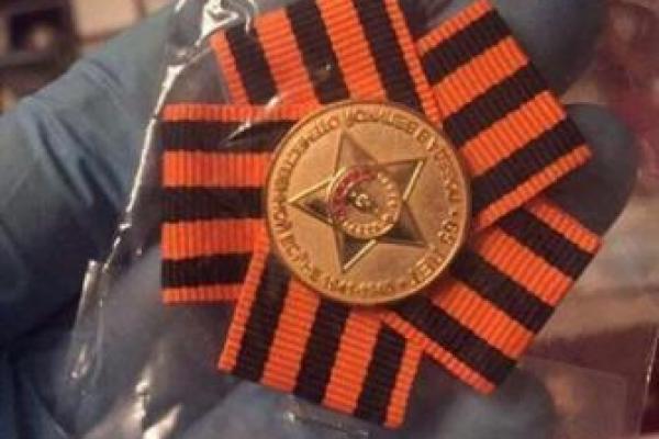 Названа оценочная стоимость вещей из квартиры Азарова