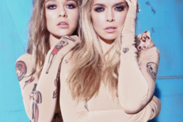 Певица Вера Брежнева шокировала внешним видом на фото с дочерью