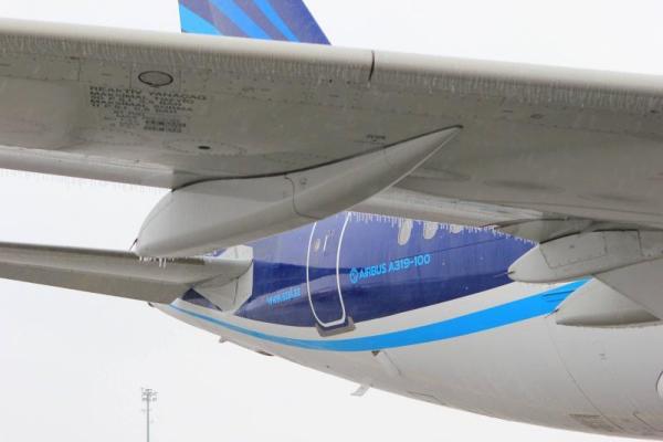 Аэропорт "Борисполь" приостановил свою работу из-за ледяного дождя 