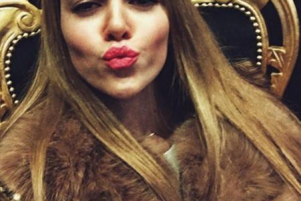 В соцсетях нашли сестру Анастасии Деевой, которая хвастается роскошной жизнью