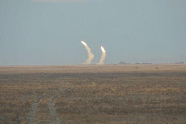 Ракетные испытания вблизи Крыма прошли удачно: опубликовано видео Ракетные испытания вблизи Крыма прошли удачно: опубликовано видео